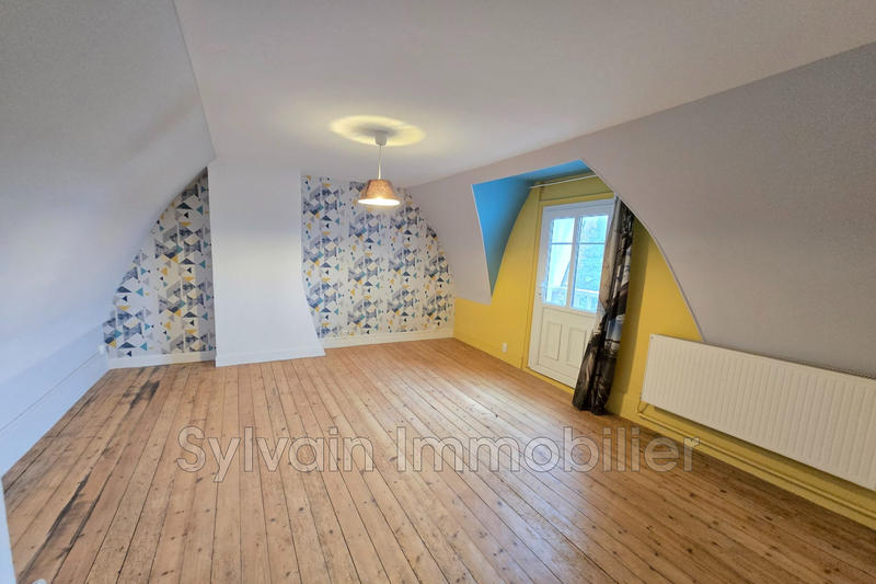 Maison - 176 m² - 6 pièces