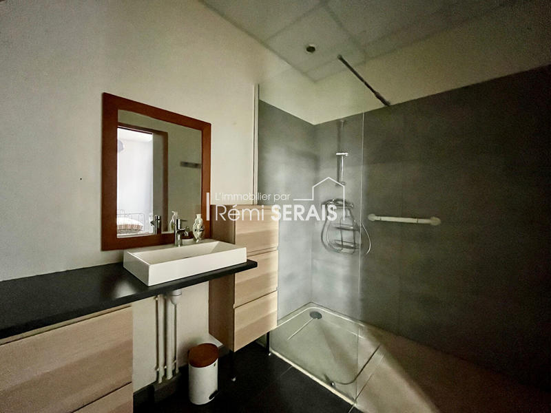 Immeuble - 270 m² - 8 pièces