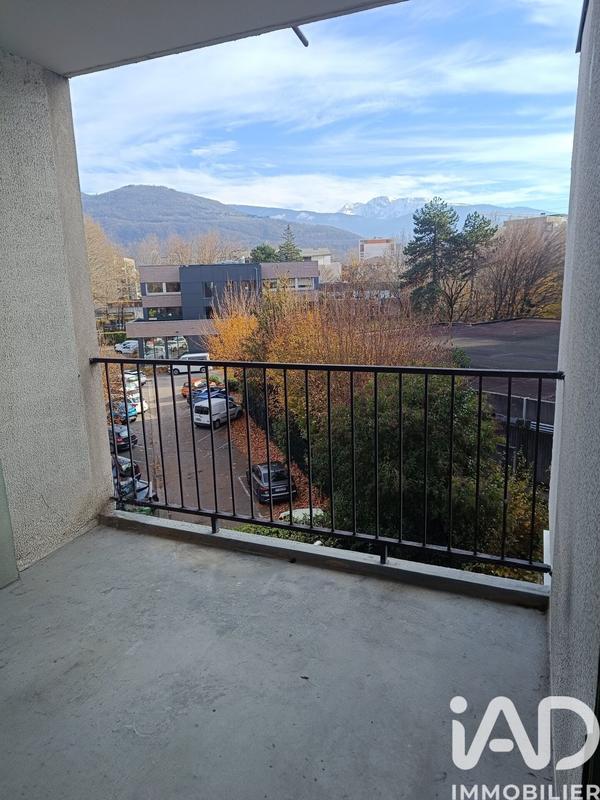 Appartement - 99 m² - 4 pièces