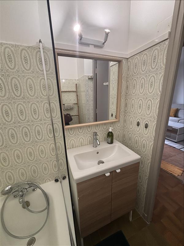 Studio - 25 m² - 1 pièce