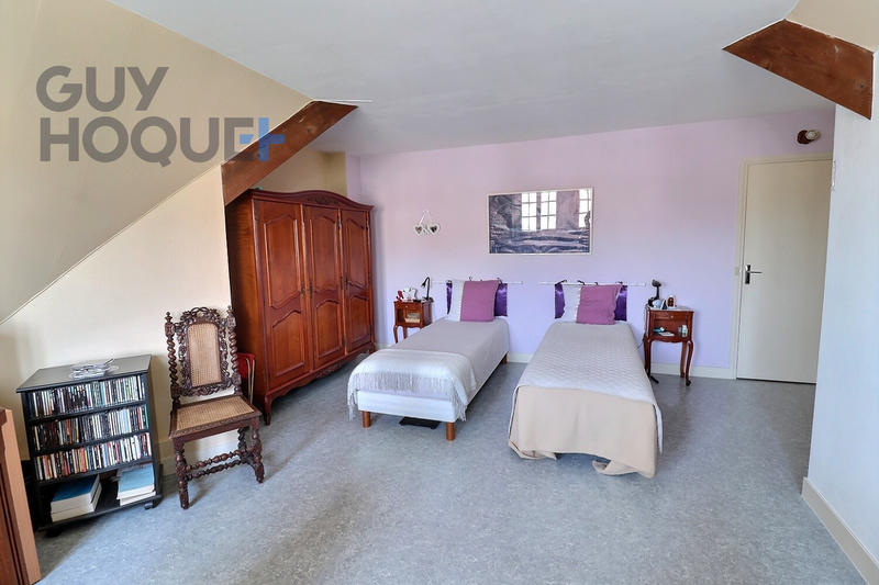 Maison - 190 m² - 7 pièces