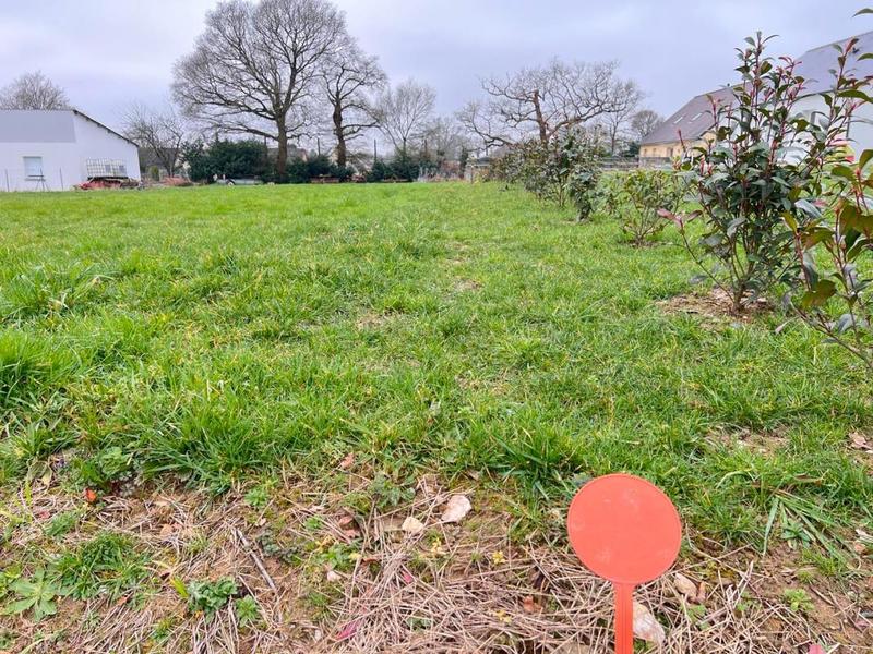 Terrain constructible - 1 404 m²