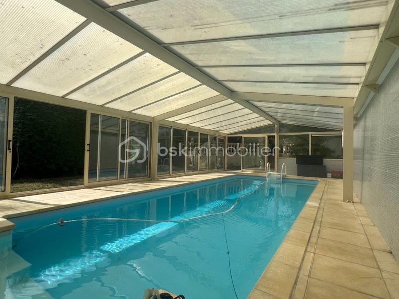 Pavillon - 150 m² - 6 pièces