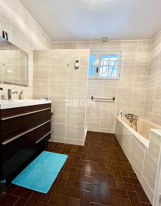 Maison - 113 m² - 5 pièces