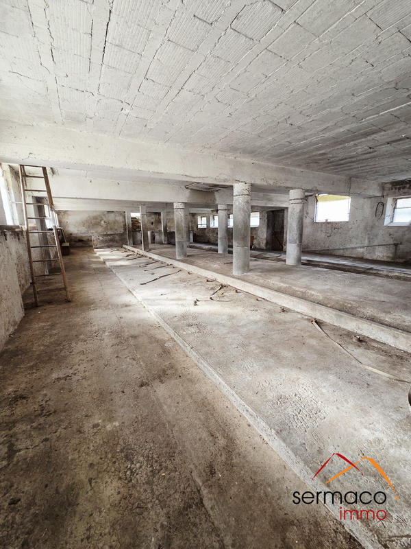 Ferme - 462 m² - 1 pièce