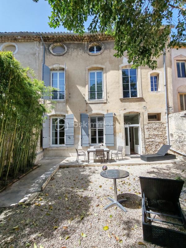 Maison de maîtres - 260 m² - 7 pièces