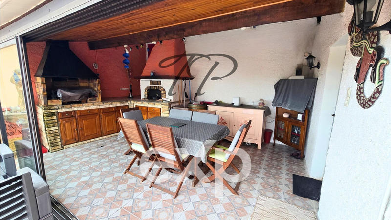 Villa - 115 m² - 5 pièces