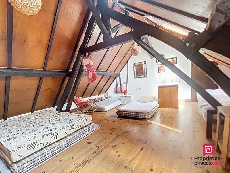 Maison - 145 m² - 8 pièces