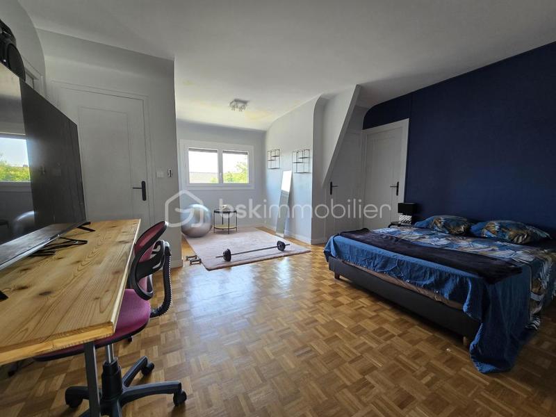 Maison bourgeoise - 232 m² - 7 pièces