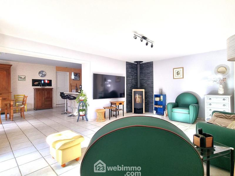 Maison - 99 m² - 4 pièces