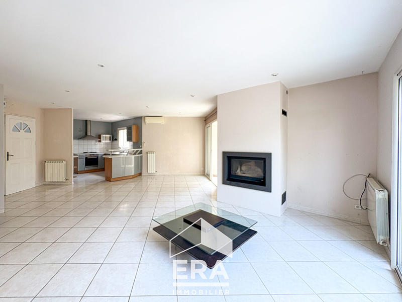 Maison - 111 m² - 5 pièces