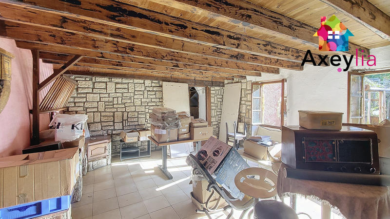 Maison - 321 m² - 11 pièces