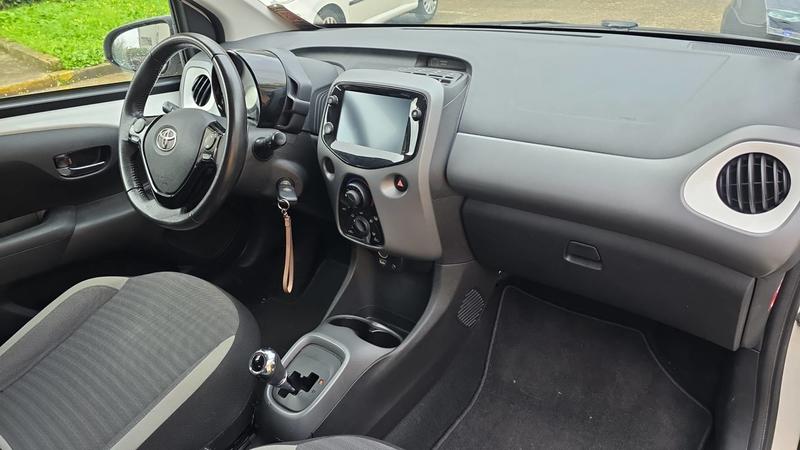 Toyota Aygo 1.0 Vvt-i 72 X-Shift X-Play