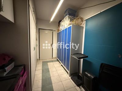 Fonds de commerce - 131 m²