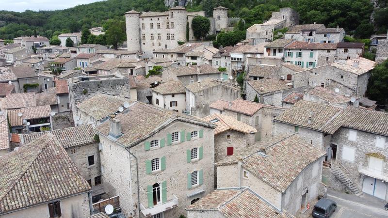 Maison - 320 m² - 6 pièces