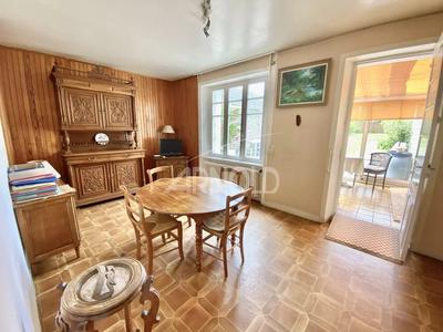 Maison - 170 m² - 7 pièces