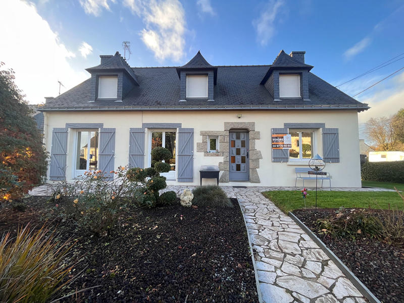 Maison - 152 m² - 7 pièces