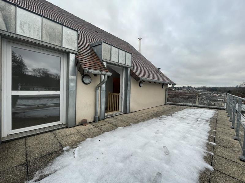 Appartement ancien - 94 m² - 4 pièces