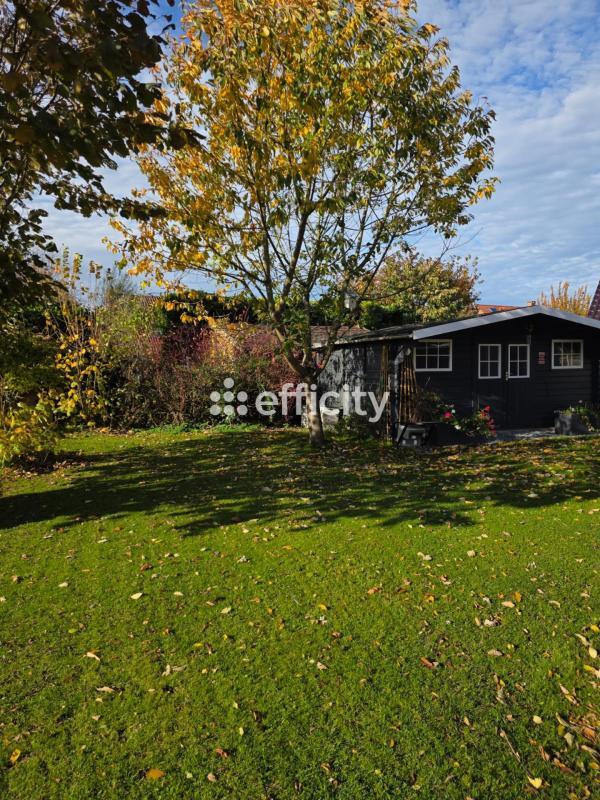 Maison - 140 m² - 8 pièces