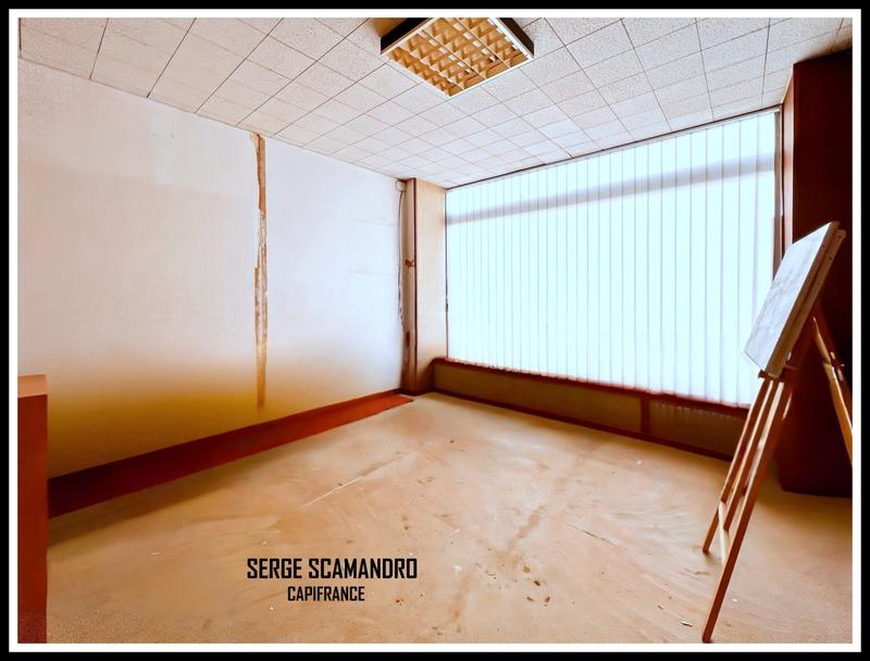 Immeuble - 130 m² - 5 pièces