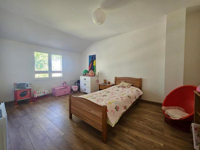 Maison - 98 m² - 5 pièces