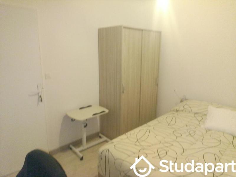 Chambre - 9 m² - 1 pièce