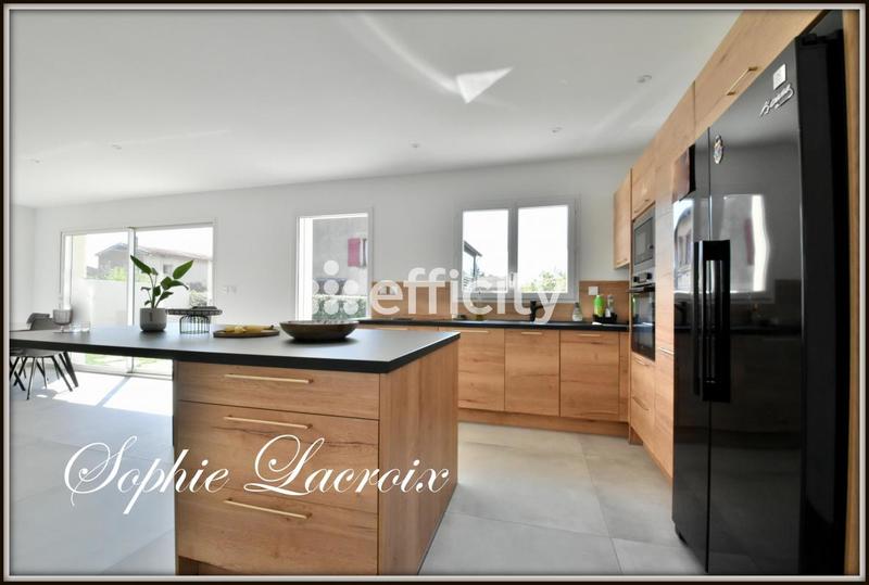 Maison - 107 m² - 4 pièces