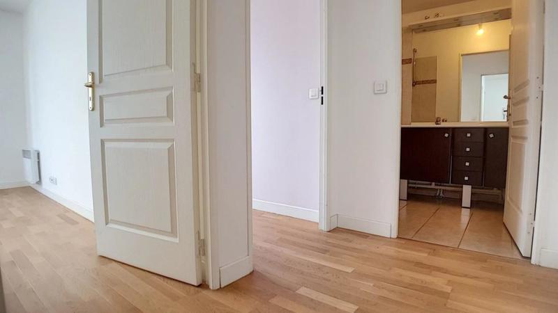 Appartement - 75 m² - 3 pièces