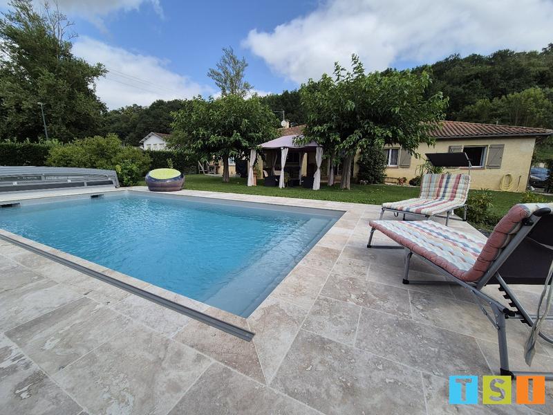 Maison - 188 m² - 6 pièces