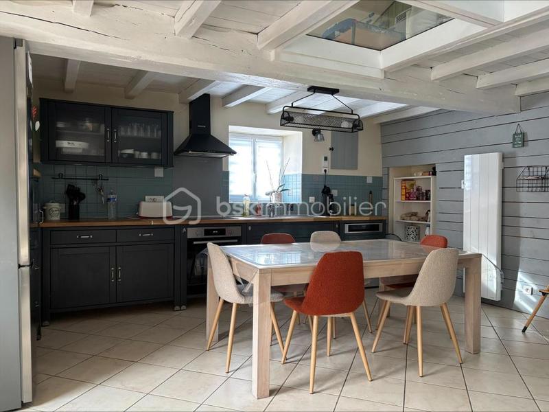 Maison en pierre - 153 m² - 5 pièces