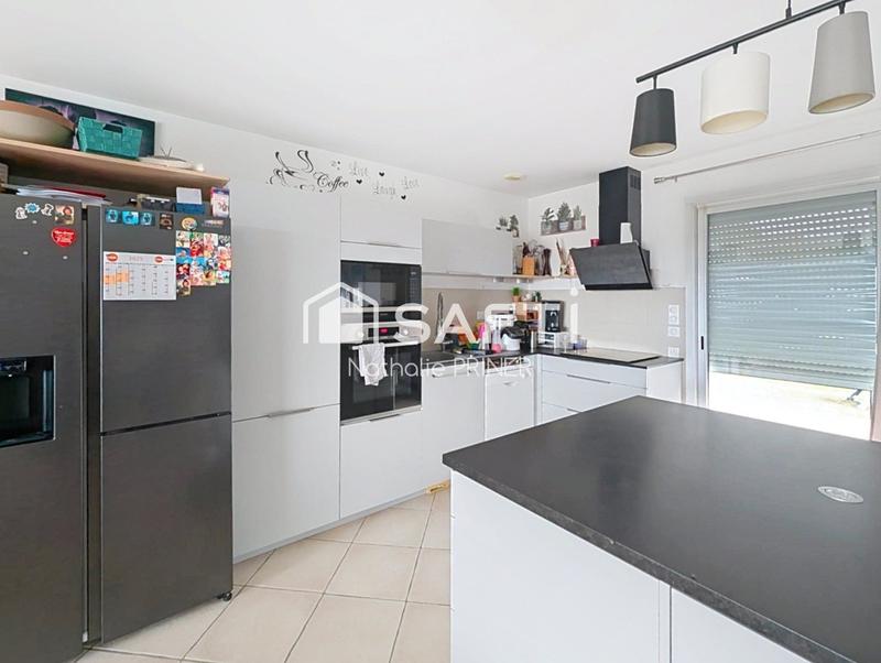 Maison - 205 m² - 7 pièces