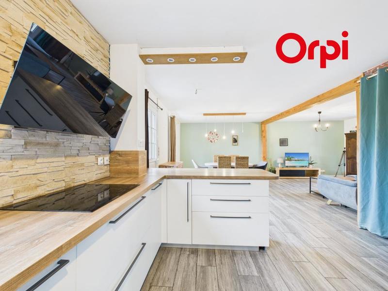 Maison - 92 m² - 4 pièces