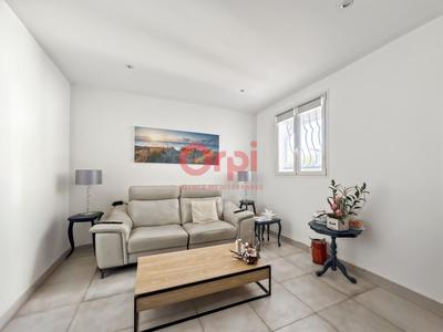 Appartement - 75 m² - 2 pièces