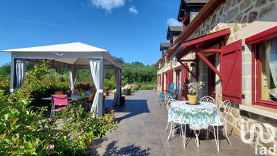 Maison - 148 m² - 7 pièces