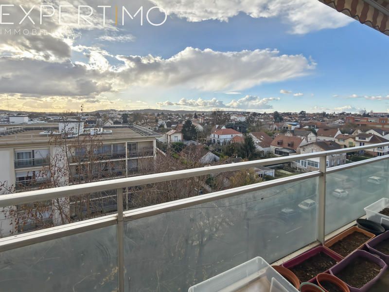 Appartement - 83 m² - 4 pièces