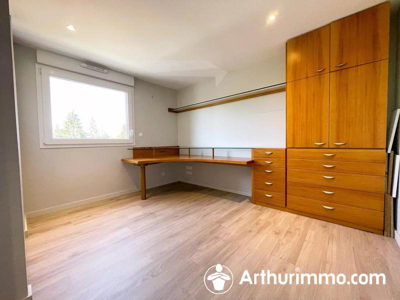 Appartement - 123 m² - 6 pièces