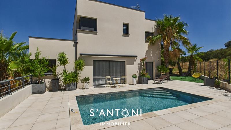 Maison - 130 m² - 5 pièces