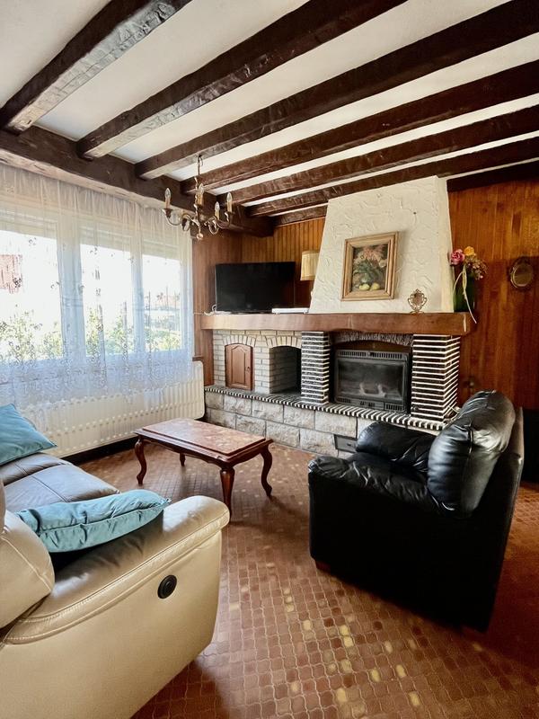 Maison traditionnelle - 82 m² - 4 pièces