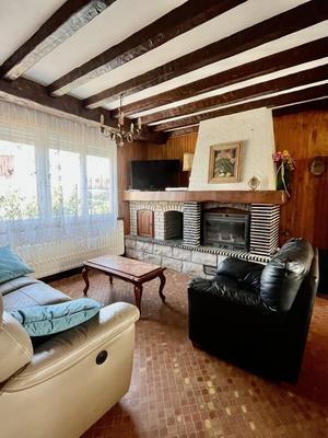 Maison traditionnelle - 82 m² - 4 pièces