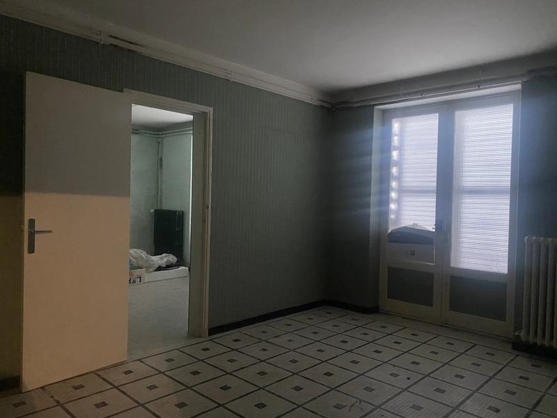 Maison - 270 m² - 10 pièces