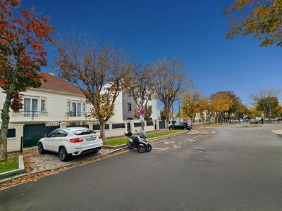 Immeuble - 240 m² - 9 pièces