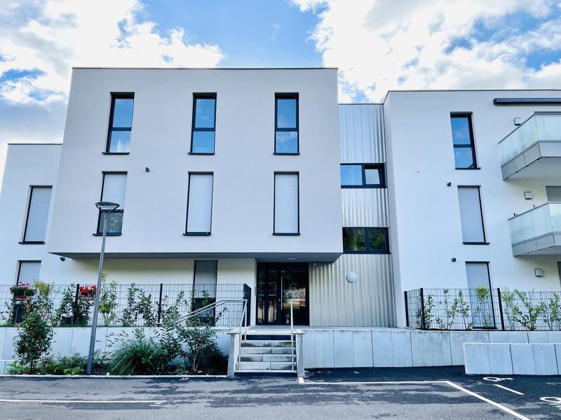 Appartement - 107 m² - 4 pièces