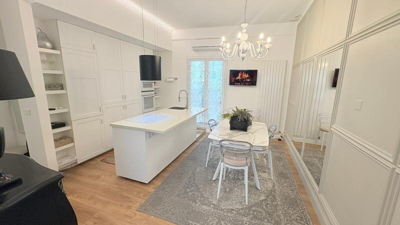 Appartement - 100 m² - 4 pièces