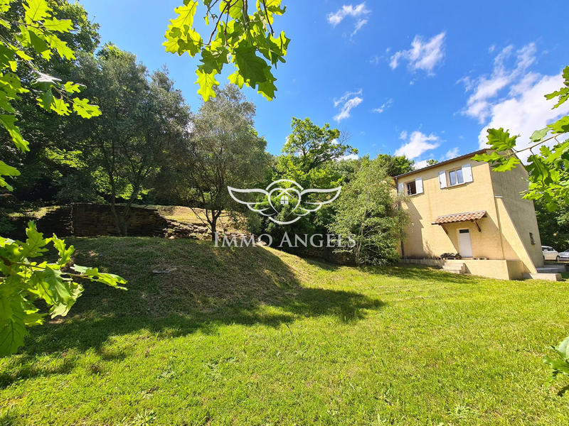 Maison - 128 m² - 5 pièces