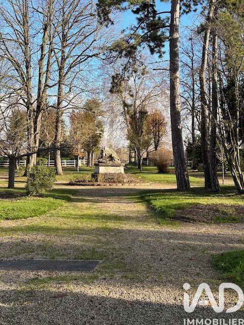 Maison - 250 m² - 9 pièces