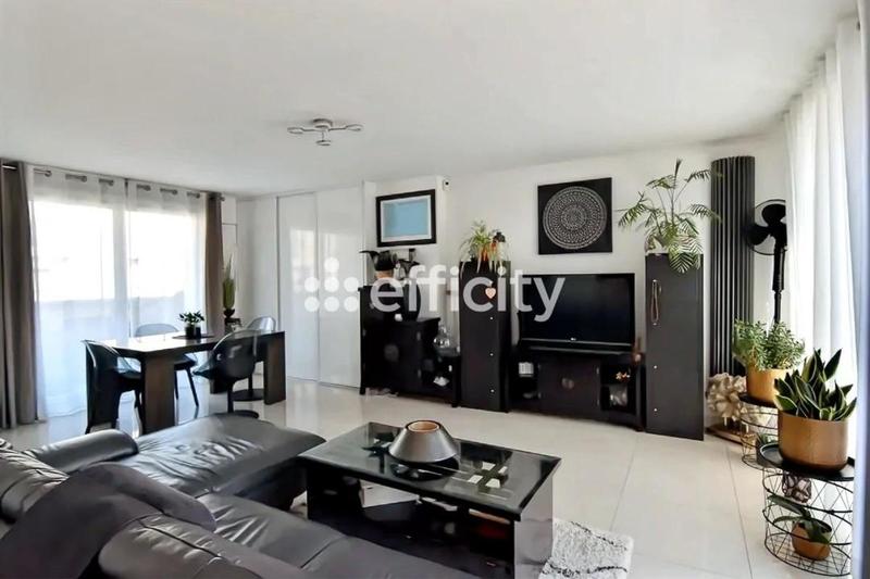 Duplex - 73 m² - 4 pièces