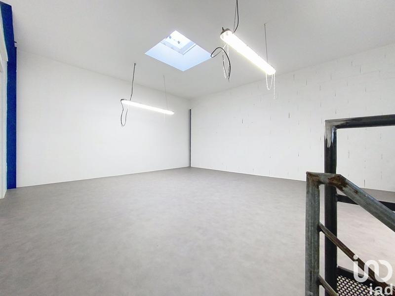 Local commercial - 183 m²