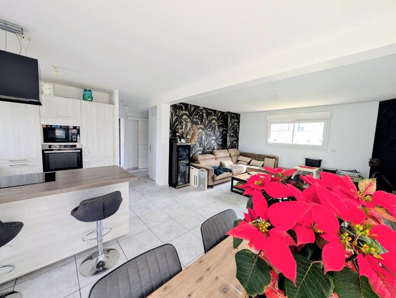 Maison - 108 m² - 5 pièces