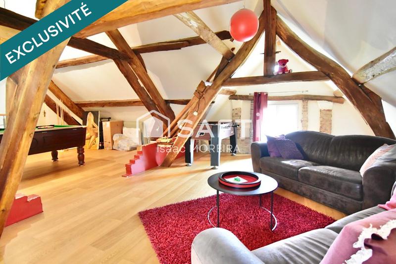 Maison - 200 m² - 8 pièces