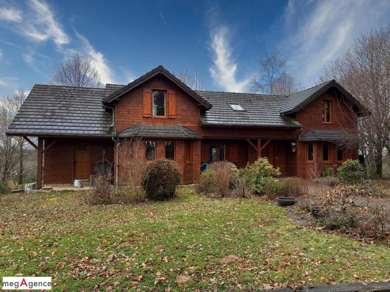 Châlet - 187 m² - 7 pièces